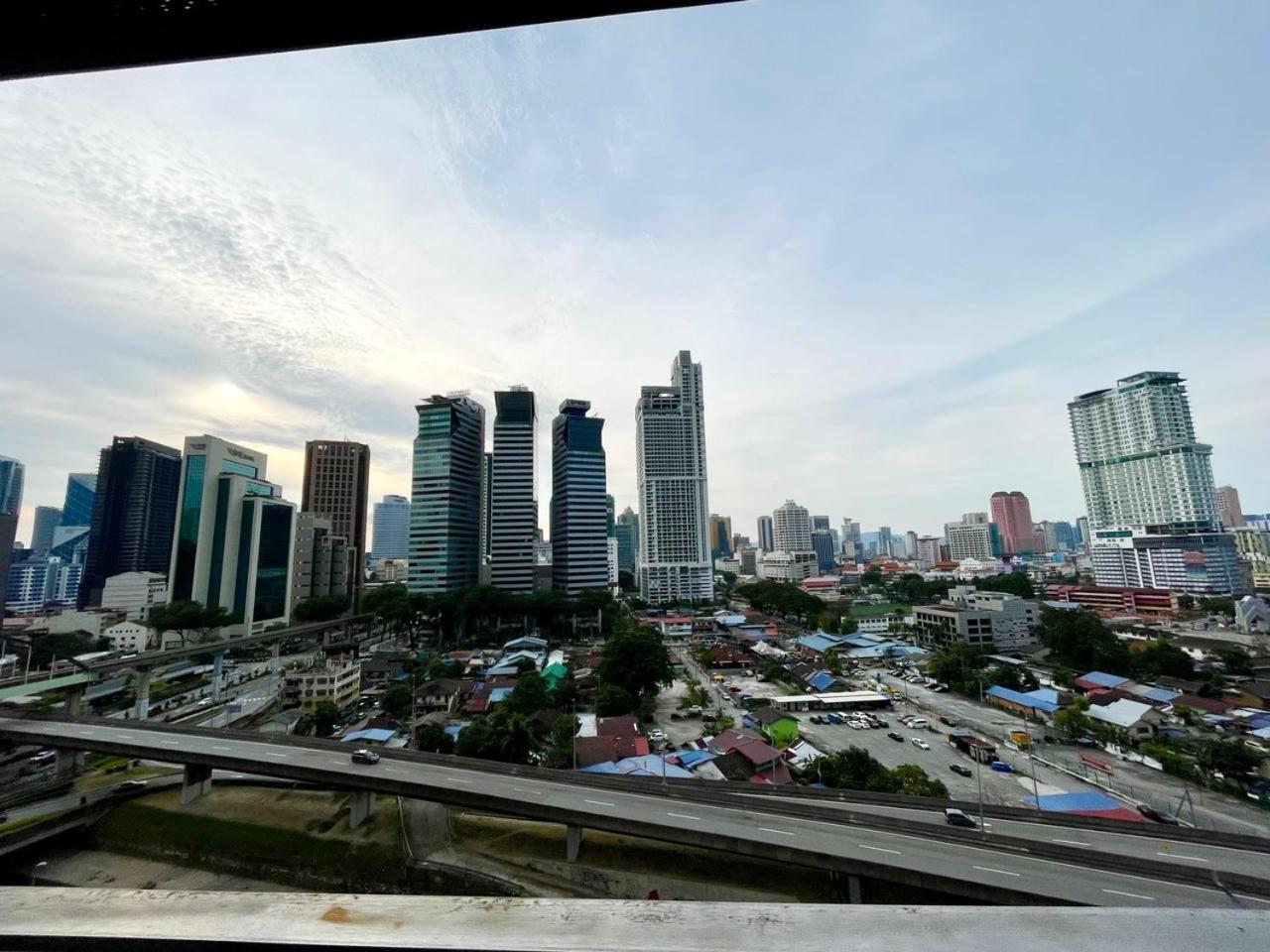 Luxury Mercu Summer Suites At Kualalumpur Kuala Lumpur Exterior foto